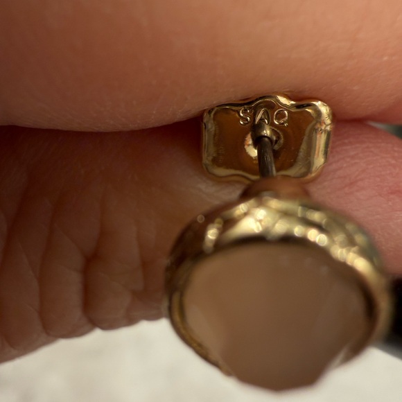 Vintage Avon Gold Tone light peachy pink Necklace & Earrings Set Signed SAQ - Picture 8 of 10